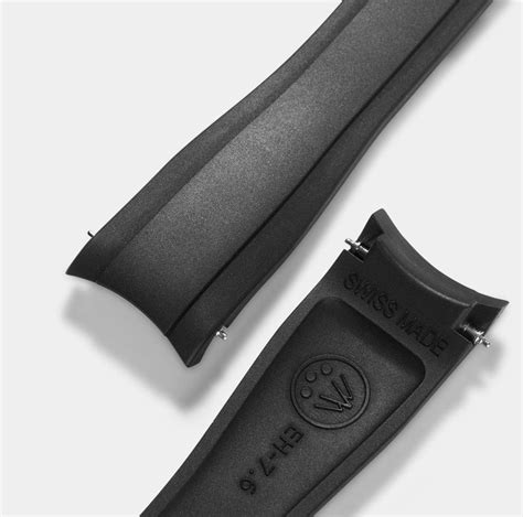 everest curved end rubber strap.